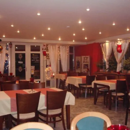 Guest Centre 3*