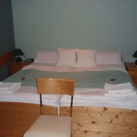 Guest Centre Hotel Štúrovo