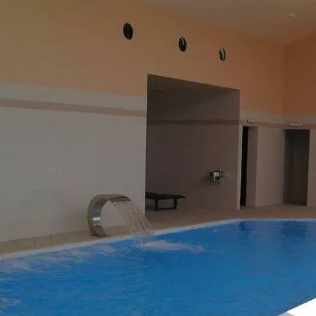 Guest Centre Hotel Štúrovo